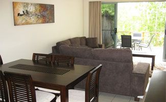 Hamilton Island Standard Villas lounge1