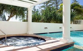 Mantra Coolangatta Beach spa