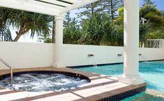 Mantra Coolangatta Beach spa