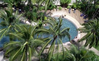 Whitsunday Holiday Apartments pool