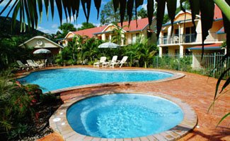 Whitsundays Holiday Accommodation beach court