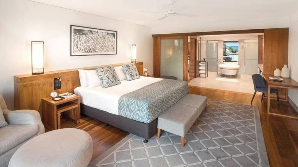 InterContinental Hayman Island Resort Bedroom