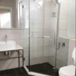 Harvest Hostel Bathroom