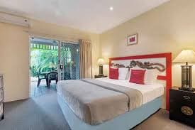 The Villas Palm Cove Bedroom