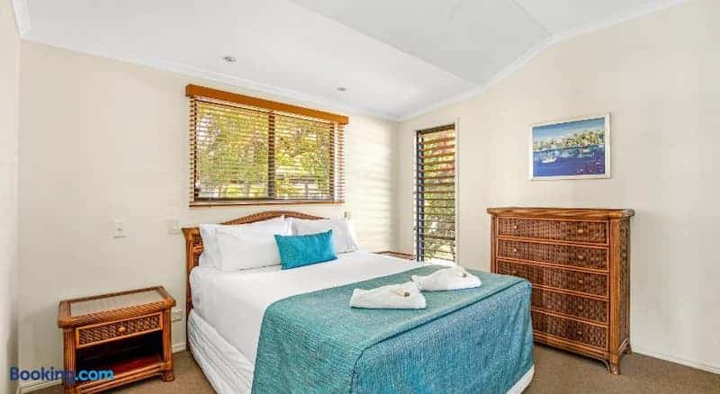 Tin Can Bay Bedroom
