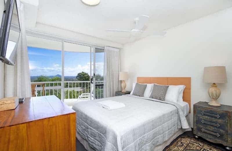 noosa hill resort Bedroom