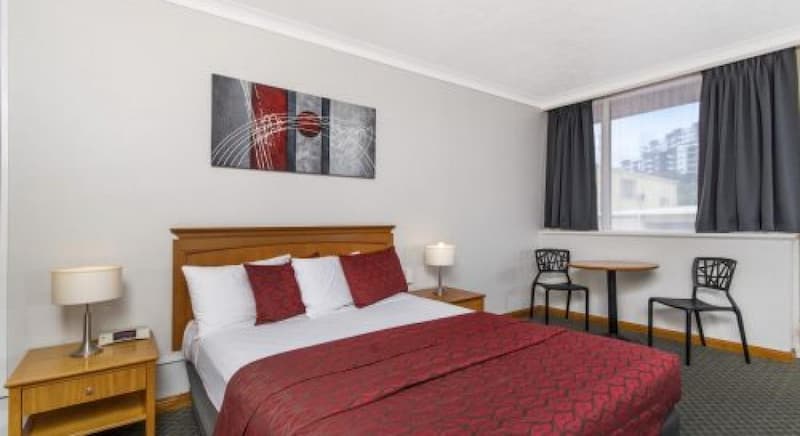 queen deluxe room