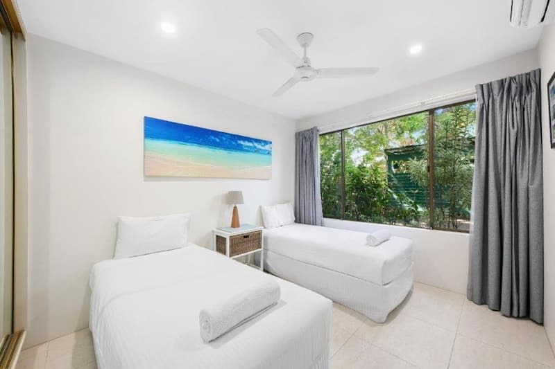 the noosa apartments Bedroom