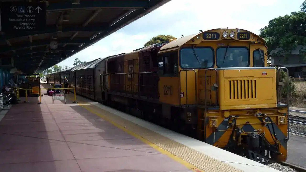 qld rail travel packages